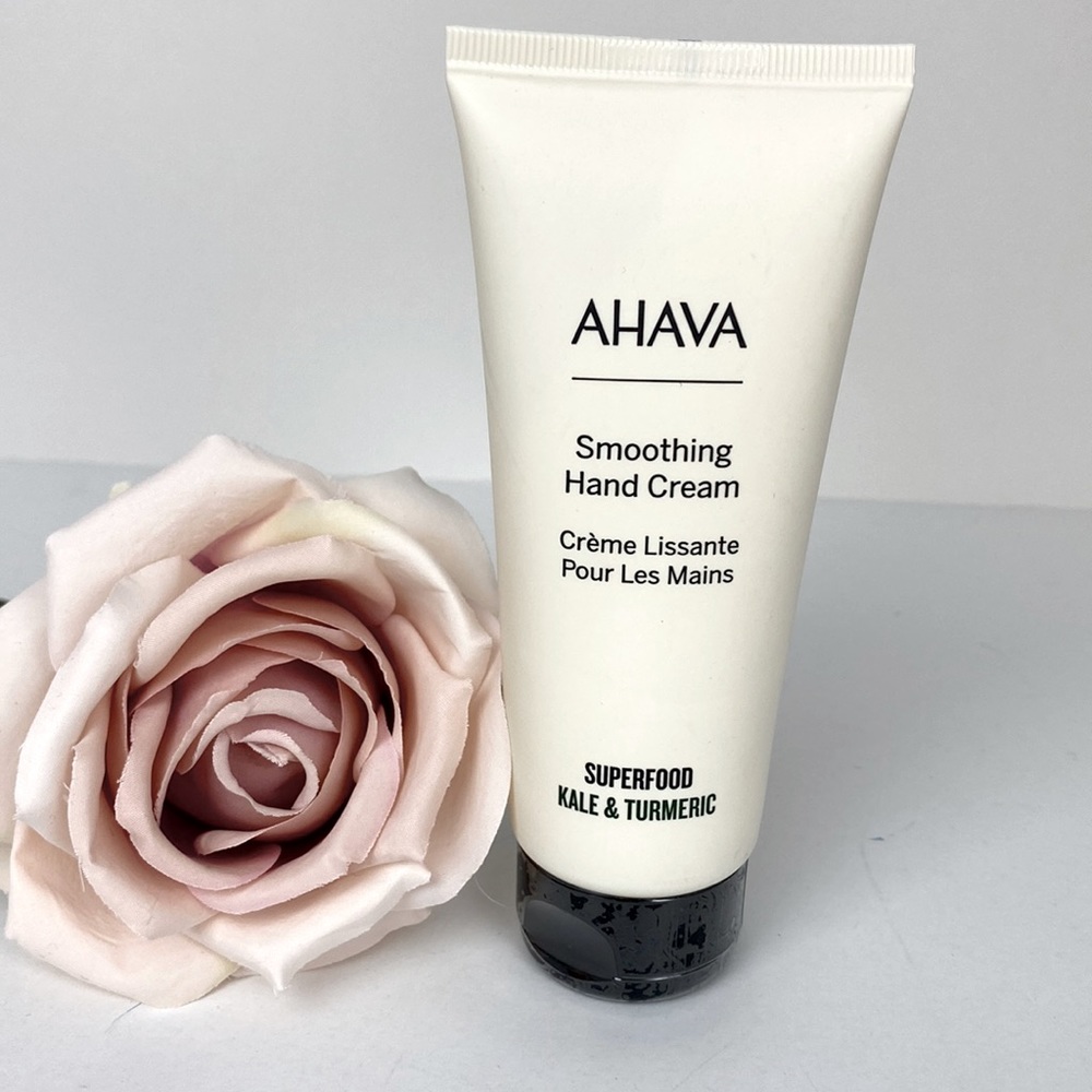 Ahava smoothing hand cream NEW! Superfood Kale & Tumeric